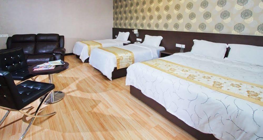 Hotel Tebrau Ct Johor Bahru Exterior photo