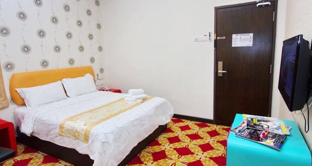 Hotel Tebrau Ct Johor Bahru Exterior photo